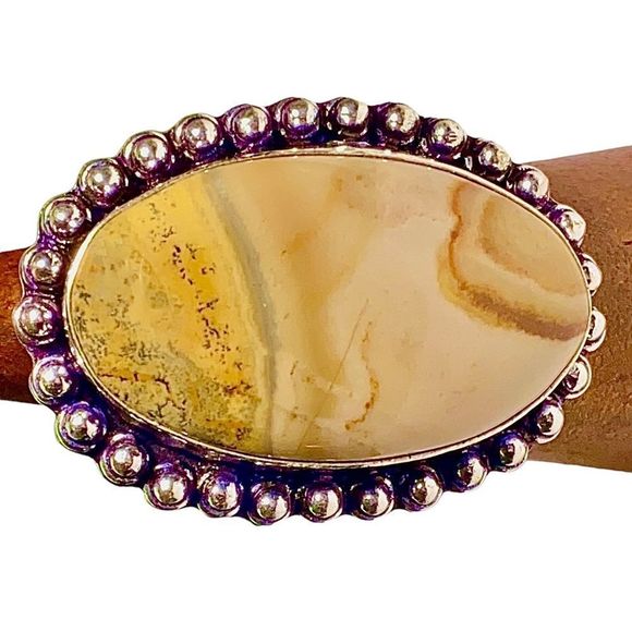 Natural Mookaite Gemstone in a Handcrafted 925 Stamped Ring (9.5) - Picture 5 of 10